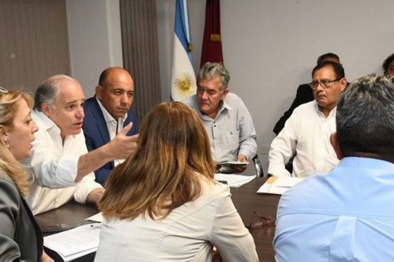 74320-gobierno-convoco-esta-tarde-a-diversos-sectores-estatales-para-concretar-una-mesa-general-de-dialogo