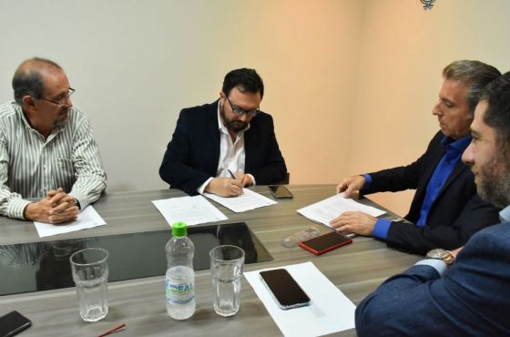 89689-vialidad-y-remsa-trabajaran-en-el-mantenimiento-y-puesta-en-valor-de-500-kilometros-en-la-puna-saltenia-20230517154949