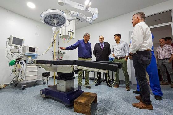 92504-habilitaron-los-servicios-de-cirugia-cardiovascular-y-neurocirugia-en-el-hospital-de-oran