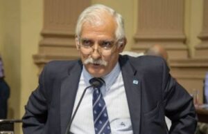 DENUNCIARON A ZAPATA POR SUPUESTO LOBBY A FAVOR DE CIGARRERAS