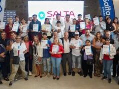 Más de 100 familias recibieron el título de propiedad de sus terrenos