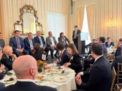 Sáenz participó en el Council of the Americas de un encuentro con líderes empresariales e inversores