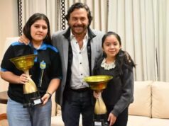 El Gobernador recibió a jóvenes ajedrecistas salteñas con trayectoria nacional e internacional en niveles de elite