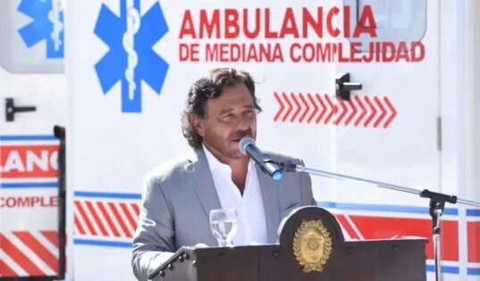 Nación replica la política implementada por Sáenz en Salta y cobrará la atención médica a extranjeros no residentes