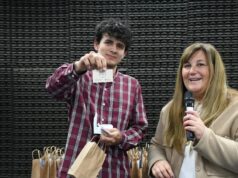Salteños recibieron tarjetas personalizadas para fortalecer sus emprendimientos
