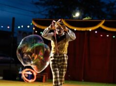 Mimo, clown y circo en los barrios: vecinos y familias compartieron tardes de risas